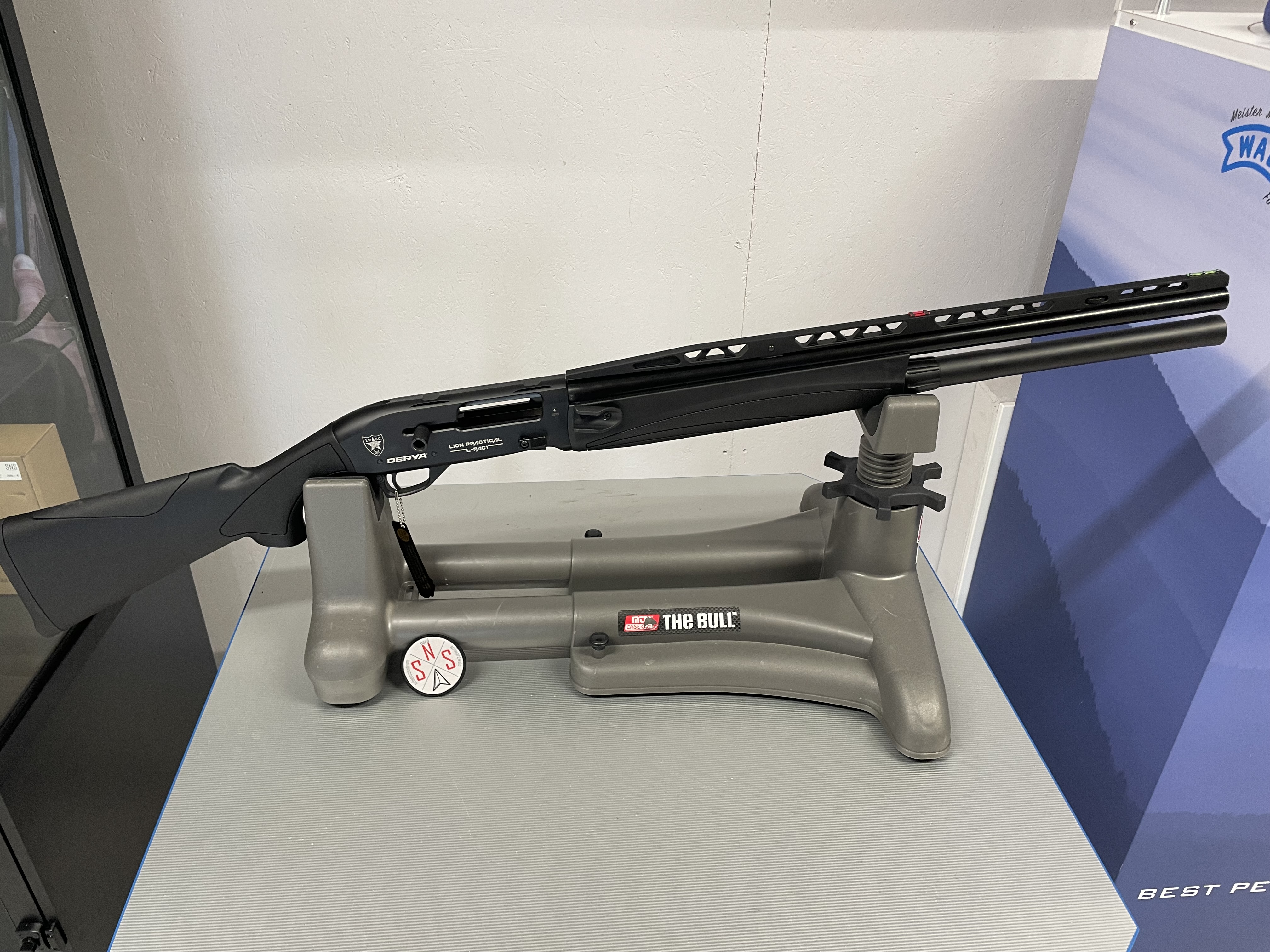 DERYA SEMI AUTO LION LP-101 SW 12/76